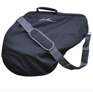 Shedrow Saddle Carry Bag